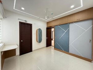 Room in 3 BHK Apartment at SMR Vinay Iconia Hyderabad, Kondapur – for Rent