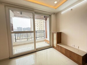 Room in 3 BHK Apartment at SMR Vinay Iconia Hyderabad, Kondapur – for Rent