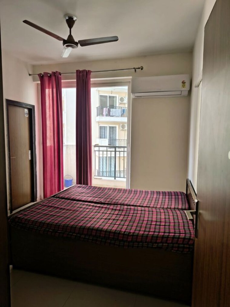 Bedroom, omaxe-new-chandigarh 3 Bedroom 1725 Sq.Ft. Builder Floor In North Mullanpur Chandigarh 10254734