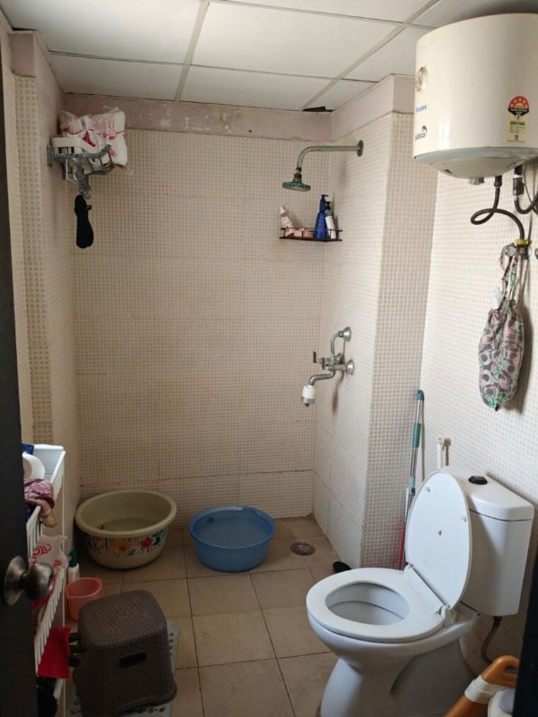 Bathroom, aditya-urban-casa 4 Bedroom 2050 Sq.Ft. Apartment In Sector 78 Noida 10254736