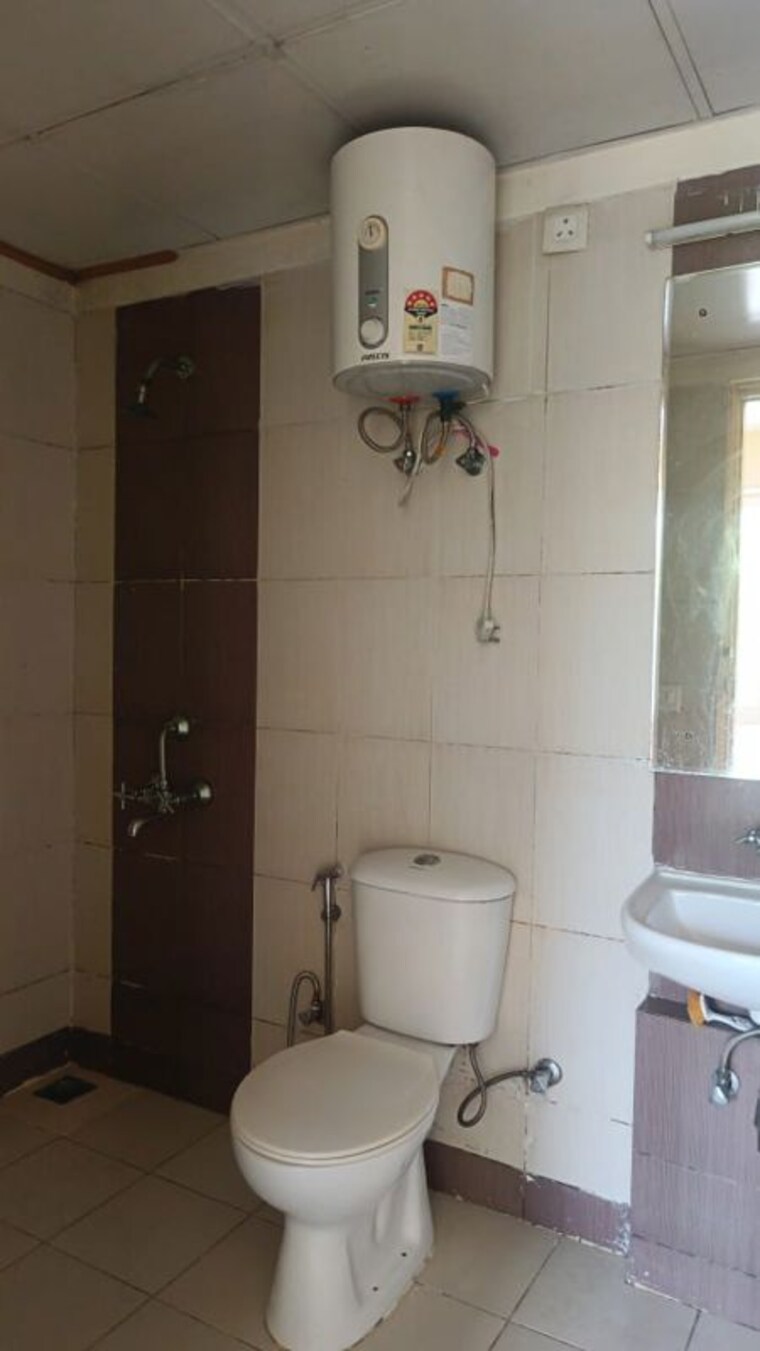 Master Bedroom, mahindra-aura 1 RK 228 Sq.Ft. Apartment In Sector 110a Gurgaon 10255009