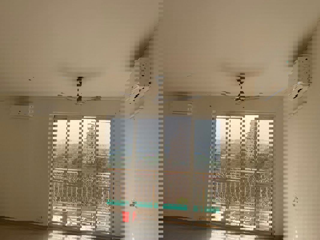 2 BHK 2150 Sq.Ft. Apartment in BPTP Park Prime