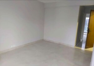 Room in 2 BHK Apartment at Signature Global City, Sector 37d – for Rent