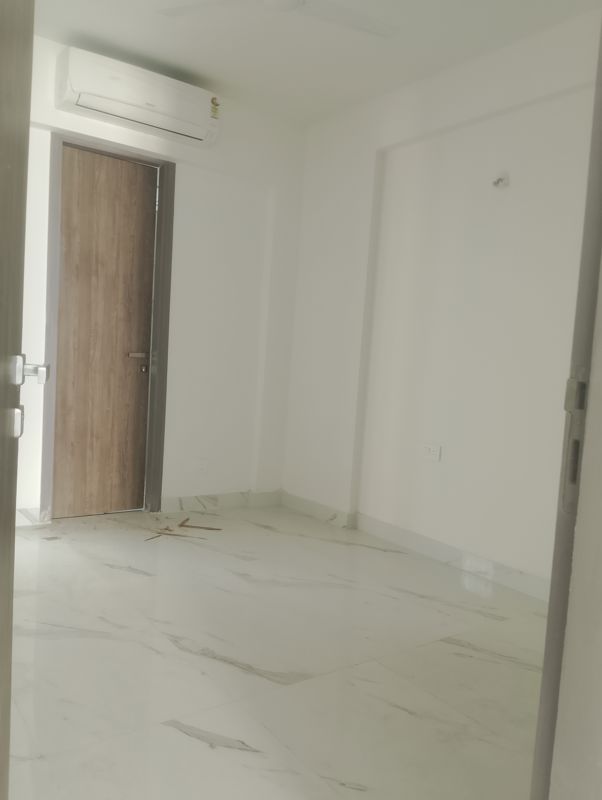 2.5 BHK + Pooja Room,Basement 1400 Sq.Ft. Builder Floor in M3M Soulitude