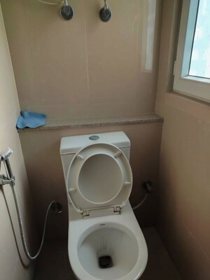 Bathroom in 4 BHK Apartment at Emaar Emerald Estate, Sector 65 – for Rent