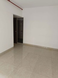 2 BHK Apartment For Rent in Vardhman Grandeur