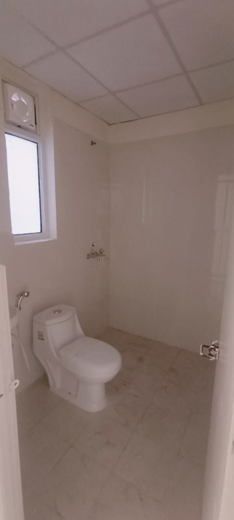 Bathroom, pyramid-midtown 2 Bedroom 800 Sq.Ft. Apartment In Sector 59 Gurgaon 10255450