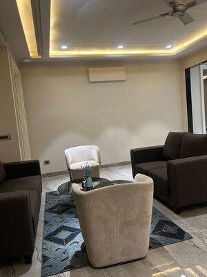Hall in 3 BHK Apartment at Signature Global City 63A, Sector 63a – for Rent