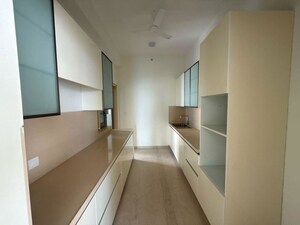 Building Lobby in 4 BHK Apartment at Piramal Mahalaxmi, Mahalaxmi – for Rent