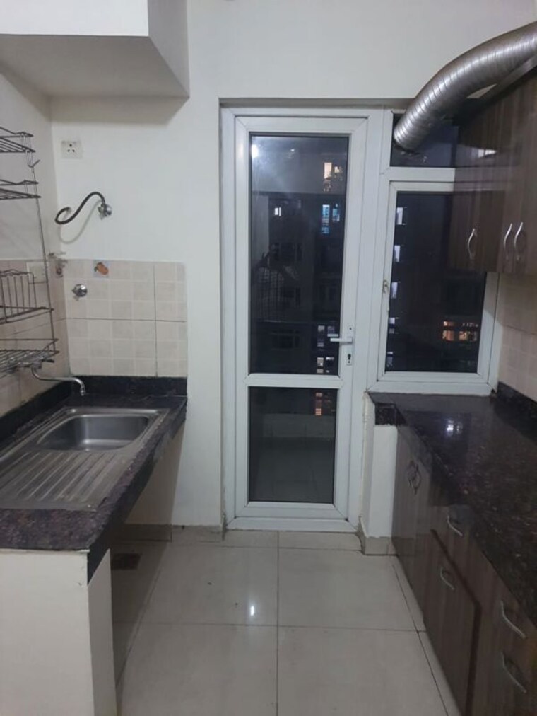 Kitchen, mahindra-aura 3 Bedroom 1954 Sq.Ft. Apartment In Sector 110a Gurgaon 10255604