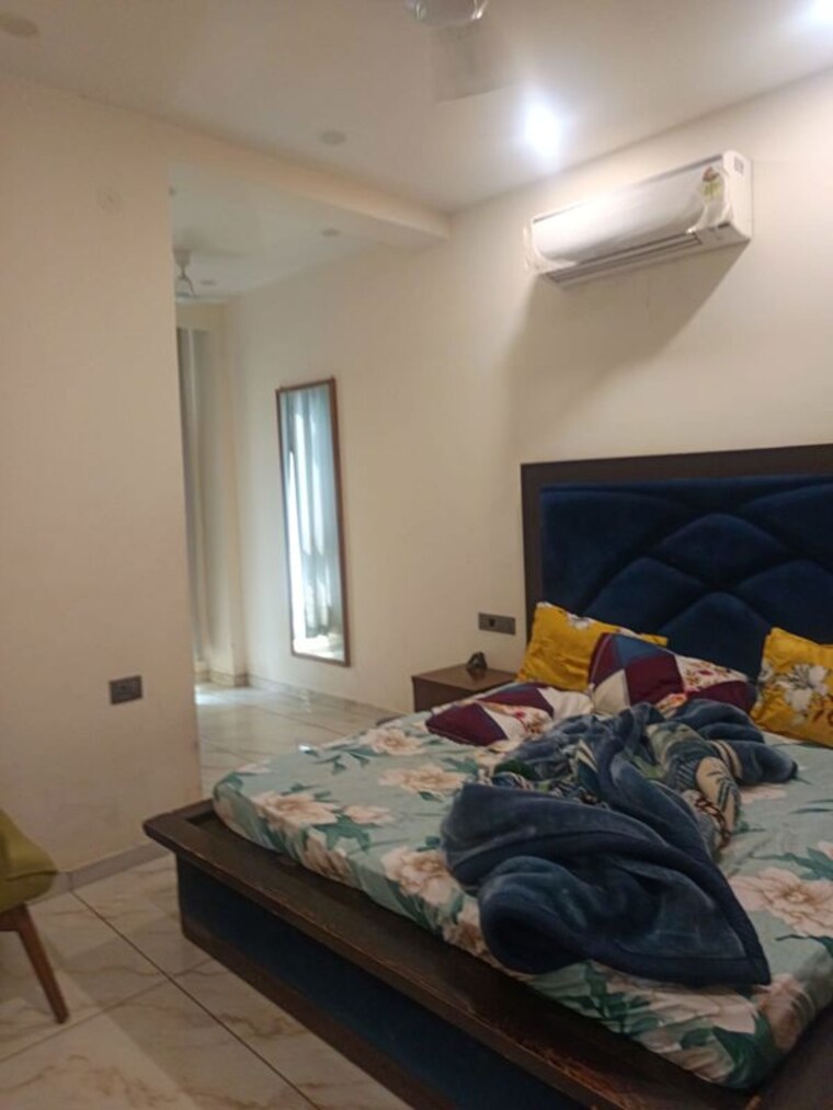 Bedroom, sector 46 3 Bedroom 204 Sq.Yd. Builder Floor In Sector 46 Gurgaon 10255621