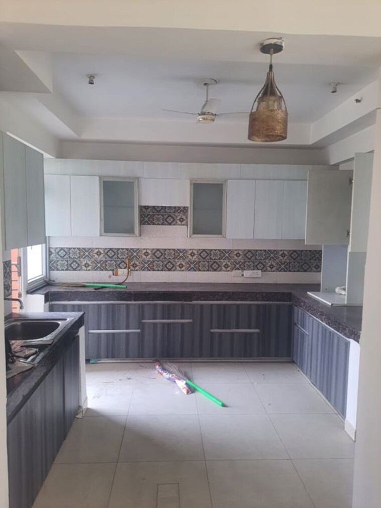 Kitchen, mahindra-aura 3 Bedroom 2042 Sq.Ft. Apartment In Sector 110a Gurgaon 10255624