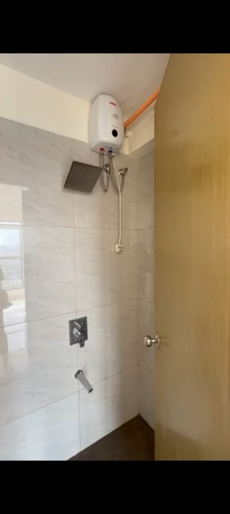 Bathroom, chandak-34-park-estate 2 Bedroom 609 Sq.Ft. Apartment In Goregaon West Mumbai 10255613