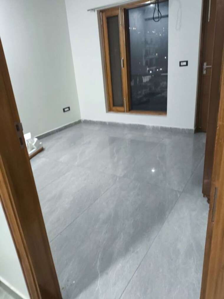 Room, prime-city-greater-noida 3 Bedroom 2200 Sq.Ft. Builder Floor In Sector 3 Greater Noida Greater Noida 10255680