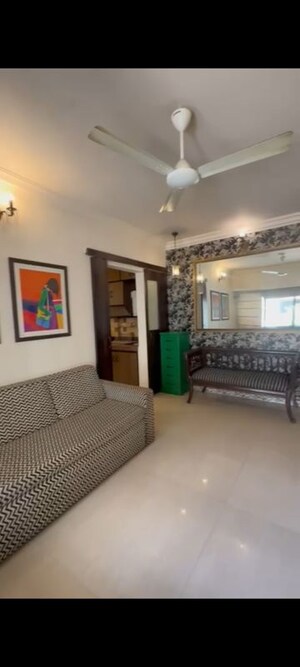Bedroom in 1 BHK Apartment at Link Garden, Andheri West – for Rent