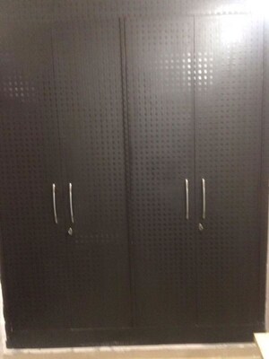 Bathroom in 4 BHK Apartment at Mahagun Moderne, Sector 78 – for Rent