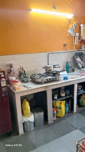 Kitchen in 1.5 BHK Apartment at Raheja Township, Malad East – for Rent