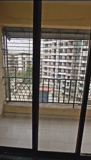 Room in 2 BHK Apartment at Sadguru Heritage, Badlapur West – for Rent