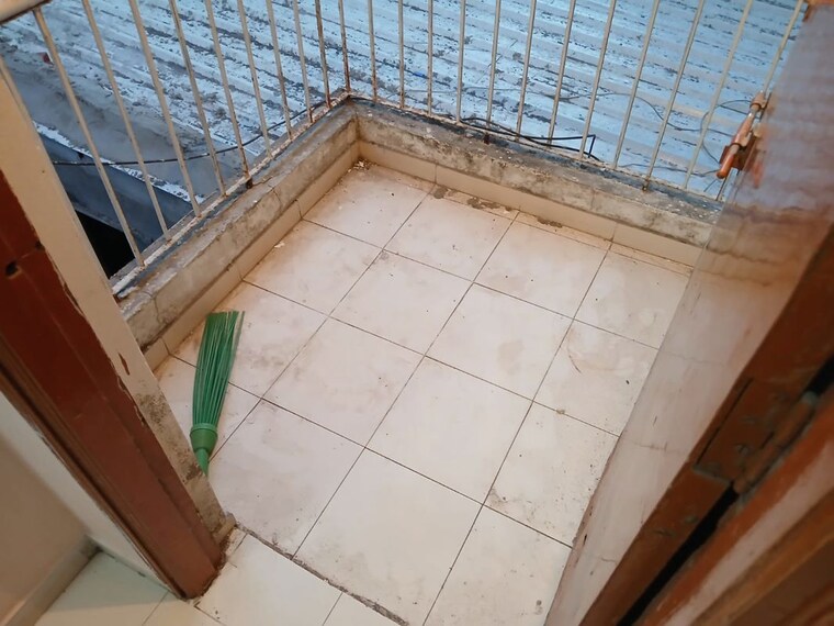 Balcony, prahlad nagar 2 Bedroom 1100 Sq.Ft. Apartment In Prahlad Nagar Ahmedabad 10255732