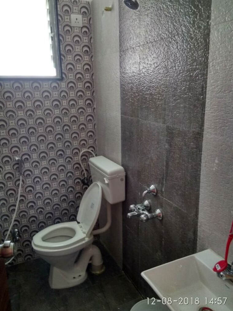 Bathroom, polite-castellum 2 Bedroom 926 Sq.Ft. Apartment In Dighi Pune 10255630
