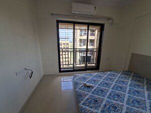Room in 1 BHK Apartment at Vihang Valley Phase 2, Kasarvadavali – for Rent