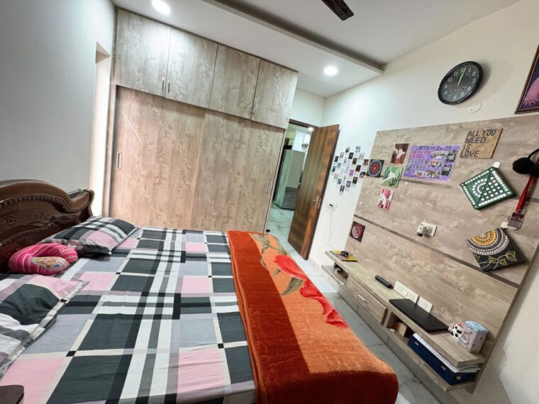 Room, pir machalla 3 Bedroom 1200 Sq.Ft. Builder Floor In Pir Machalla Zirakpur 10247661