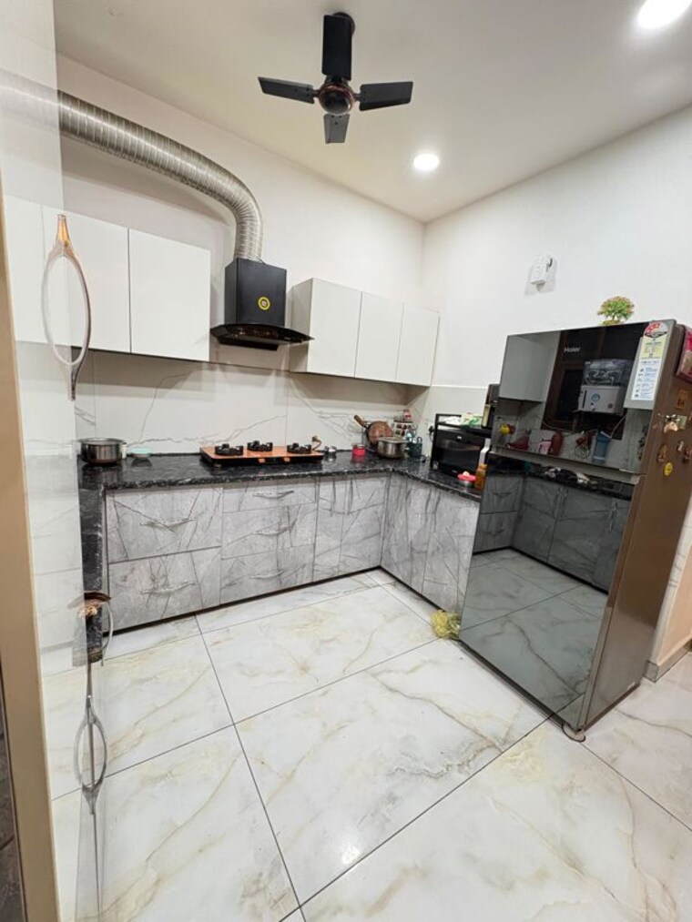 Kitchen, pir machalla 3 Bedroom 1200 Sq.Ft. Builder Floor In Pir Machalla Zirakpur 10247661
