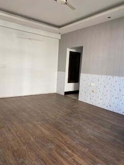 3 BHK + Pooja Room Apartment For Rent in Pir Machalla