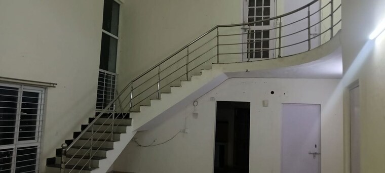 undefined, gomti nagar 4 Bedroom 2200 Sq.Ft. Apartment In Gomti Nagar Lucknow 10255769