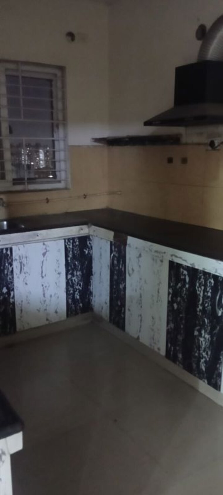 Kitchen, gomti nagar 4 Bedroom 2200 Sq.Ft. Apartment In Gomti Nagar Lucknow 10255769