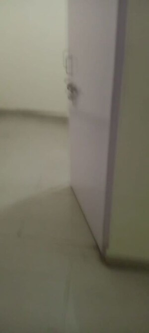 Furnished Amenities in 4 BHK Apartment at Gomti Nagar – for Sale