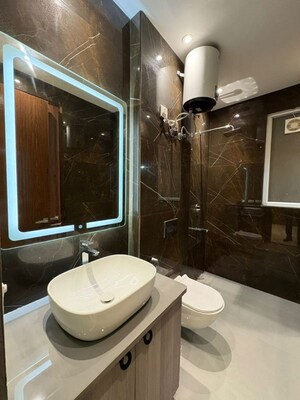 Bathroom in 4 BHK Builder Floor at Uppal Southend, Sector 49 – for Sale