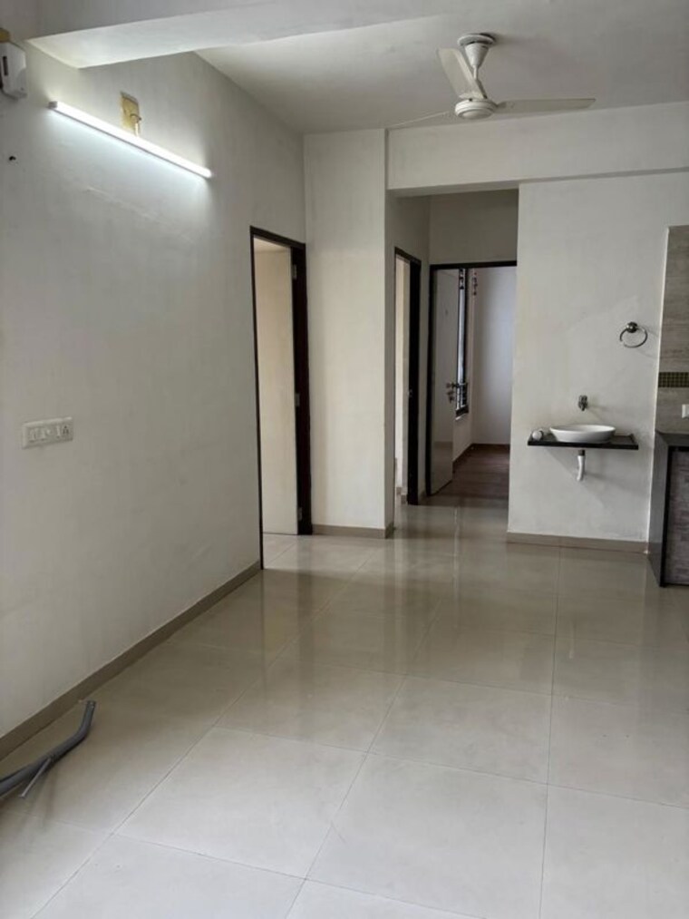 Room, shilaj 3 Bedroom 1500 Sq.Ft. Apartment In Shilaj Ahmedabad 10255812