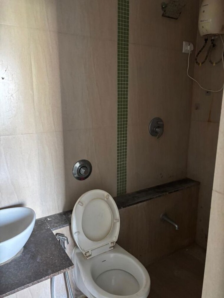 Bathroom, shilaj 3 Bedroom 1500 Sq.Ft. Apartment In Shilaj Ahmedabad 10255812