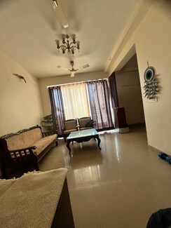 3.5 BHK + Servant Room Apartment For Rent in Gaur Sportswood