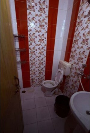 Bathroom in 3 BHK Apartment at The Mall Avenue – for Rent