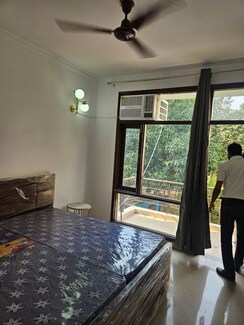 2 BHK +Builder Floor For Rent in Unitech South City II