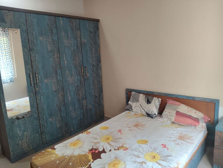 Bedroom, shree-radhe-parkview-eden 3 Bedroom 1400 Sq.Ft. Apartment In Jagatpur Ahmedabad 10255784