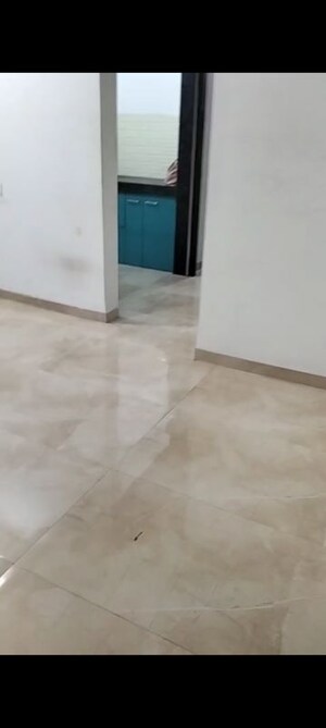 Room in 1 BHK Apartment at Vardhan Heights, Chembur – for Rent