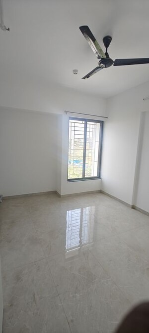 Room in 2 BHK Apartment at Kanifnath Royal KP Stellar, Mohammadwadi – for Rent
