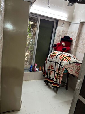 Furnished Amenities in 1 RK Apartment at Sangam Apartments, Andheri West – for Rent