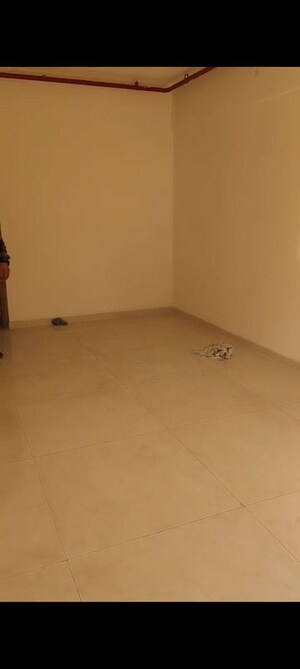 Room in 2 BHK Apartment at Sayba Heritage, Kurla East – for Rent