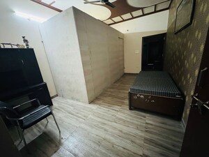 Bedroom in 1 BHK Builder Floor at Chironwali – for Rent