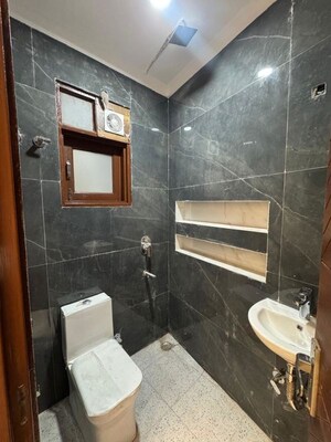 Bathroom in 1 BHK Apartment at Saket – for Rent