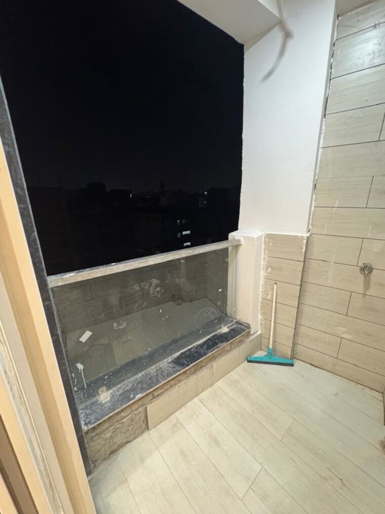 Balcony, saket 1 Bedroom 500 Sq.Ft. Apartment In Saket Delhi 10255899