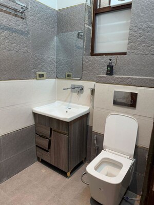 Team Area in 1 BHK Builder Floor at Aman Luxury Apartments, Sahastradhara Road – for Rent