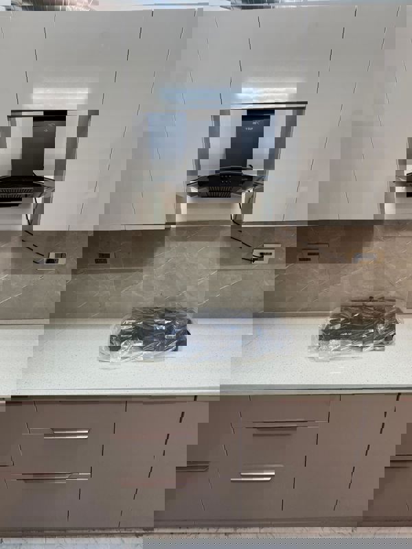 1 BHK + Pooja Room 900 Sq.Ft. Builder Floor in Aman Luxury Apartments