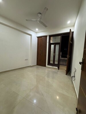 Room in 1 BHK Builder Floor at Chattarpur – for Rent