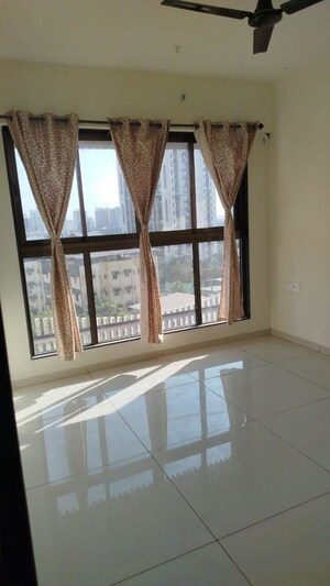 2 BHK Apartment For Rent in Chandak 34 Park Estate, Goregaon West