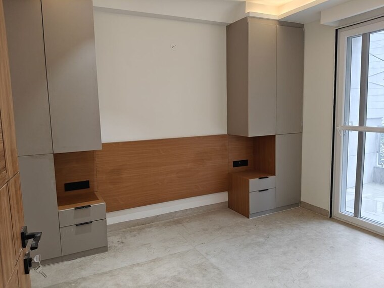 Room, sector 8 dwarka 4 Bedroom 2500 Sq.Ft. Builder Floor In Sector 8 Dwarka Delhi 10255945